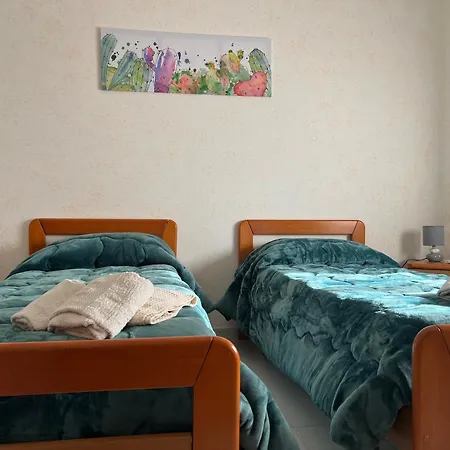 Nonna Ciccina's House Ferienhaus Vita